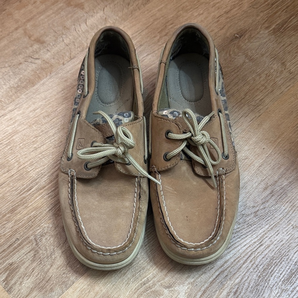 *make offer* Women’s Tan Boat Shoes - Sperry